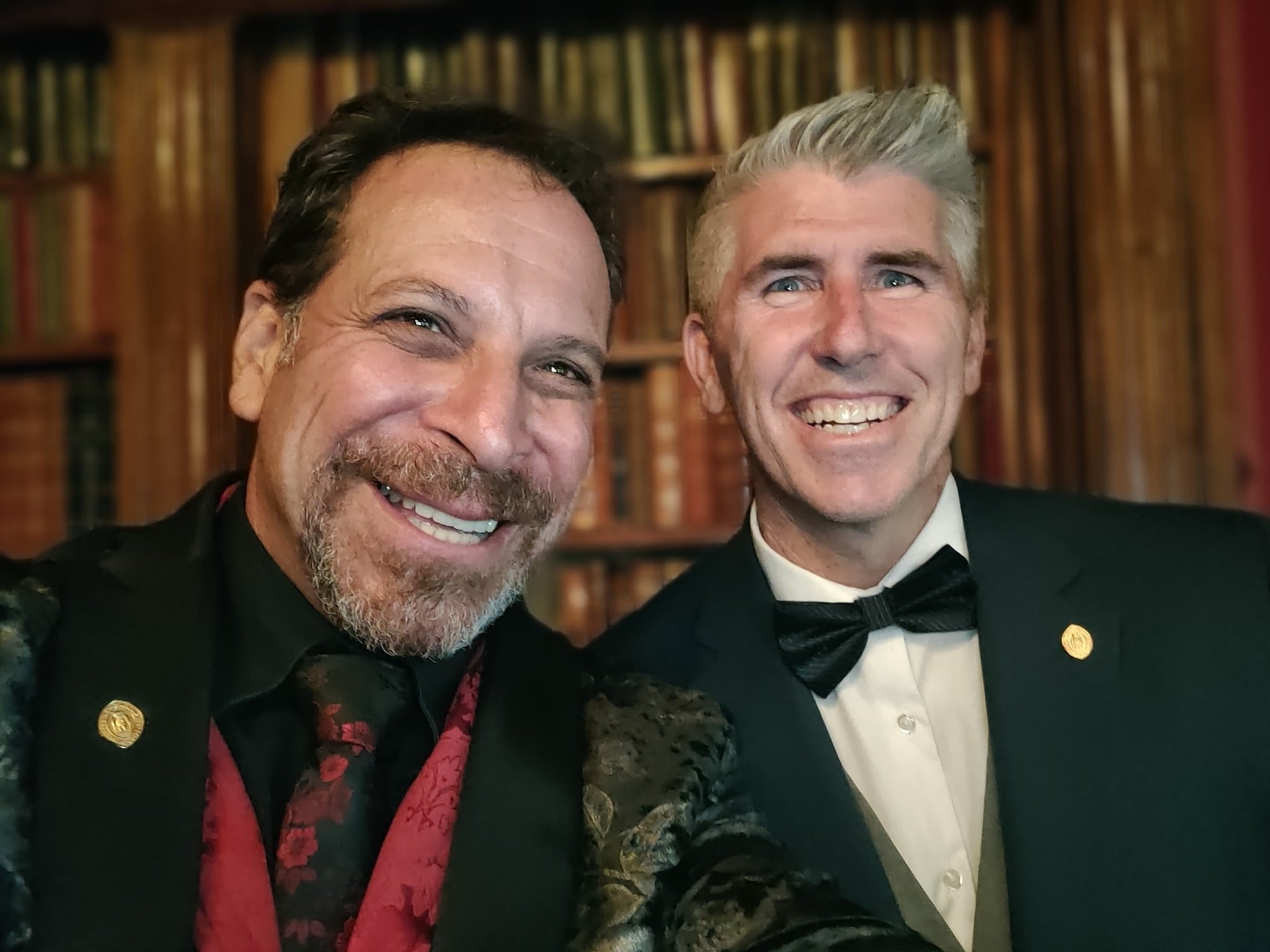 Sharpo posing with celebrity Magician Danny Ray (Penn and Teller fooler!)